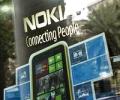 Nokia unit may make phones for Microsoft