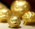 Gold importers wary; weigh RBI comment