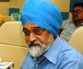 Even Montek is sceptical about India's poverty figure