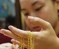 Gold jewellers face SHORTAGE of stocks