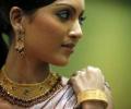 Gold imports may be 750 tonnes in 2013/14: FinMin