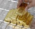 Gold remains weak on sluggish demand, global cues