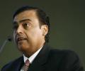 Kejriwal to file cases against Mukesh Ambani over gas pricing