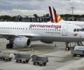 Airline pilots might undergo regular psychological tests