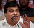 Gadkari threatens criminal defamation case against Rahul for 'insulting' Sushma