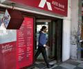 Demonetisation blues: Axis Bank suspends some suspicious accounts
