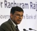 Raghuram Rajan says not in favour of devaluing exchange rate