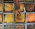 High food prices pose challenge to India's inflation target