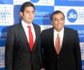 RJio's 'data-giri' to unleash price war; slash bills: Analysts