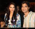 Spotted: Bipasha Basu, Genelia D'Souza