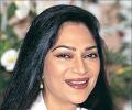 Simi Garewal to return as chat show host