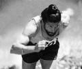 Like Farhan Akhtar's Milkha Singh look? VOTE!