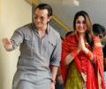 Saif-Kareena married. Wish them!