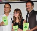 PIX: Raju Hirani, Vidhu Vinod Chopra at a book launch