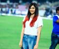 PIX: Adah Sharma, Ayushmann Khurrana watch cricket
