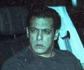 PIX: Salman shows Dabangg 3 to his family