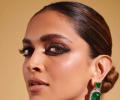 Deepika Lets Her Eyes Do the Talking