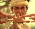 25 SPECTACULAR frames of Lagaan