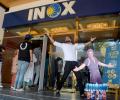 SRK Fans Pack Cinema in Kashmir