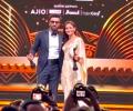 Kareena Performs, Ranbir-Alia Kiss