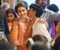 Kajol, Yug Serve Bhog At Durga Puja