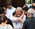 Tragic Scenes from Shefali Jariwala's Funeral