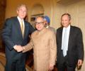 Pranab meets Bush, discusses N-deal