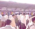 Mumbai: Commuters get violent as trains run late