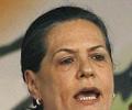 Sonia skirts NCP-Congress alliance issue
