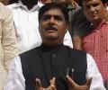 Will BJP sort out issues with Munde on Sunday?