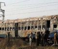 India trying to 'exonerate' Samjhauta blasts suspects: Pak