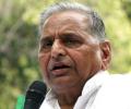 Mulayam, Ustad Zakir Hussain, SM Krishna get Padma Vibhushan