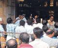 Kerala HC suggests shutting liquor shops till 5 pm