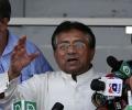 Pervez Musharraf suffers severe heart attack