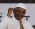 Hazare breaks fast as LS passes Lokpal bill; cold-shoulders AAP