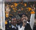 Vishwas defends Kejriwal, says can't imagine him taking bribe