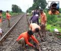 Alert employee prevents major derailment near Mumbai