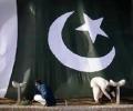 Two separate blasts kill seven in Pakistan