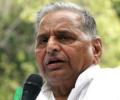 Govt briefs Mulayam over Chinese incursion issue