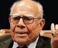 Jethmalani gatecrashes BJP meet, castigates senior leaders