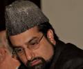 Mirwaiz hails Vajpayee's stand on Kashmir
