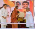 Modi has no magic wand to change the country: Sonia