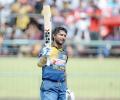 Sangakkara century lifts Sri Lanka to win over England