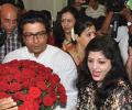 Raj Thackeray's wife refuses to pay toll on the way to Pune