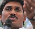 Jagan stages dharna for United AP in Delhi; courts arrest
