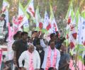 KCR returns to Hyderabad to a hero's welcome