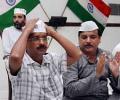 Amid BJP's move to form Delhi govt, AAP calls MLAs' meet