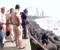 One dead, another injured as tides lash Mumbai shores