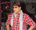 Ravi Kishan confident of converting fans into voters