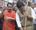 When Maharashtra CM, Pawar swept trash off the streets